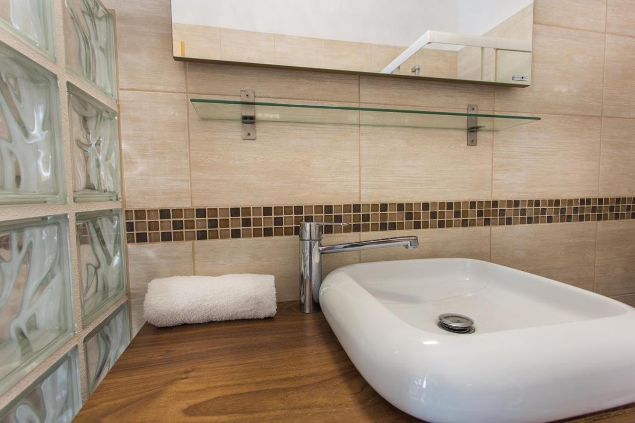 Yo Pauley! Apartment Budapest Ngoại thất bức ảnh
